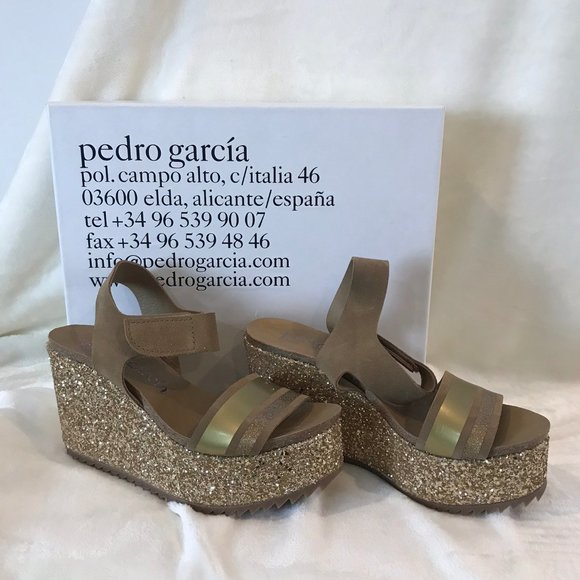 Pedro Garcia Gold and Tan Wedge Sandals 39 - Picture 3 of 6